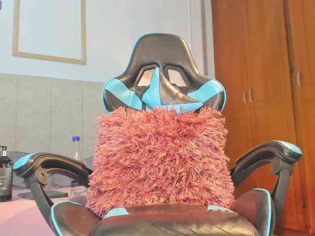 MariaFoxx webcam