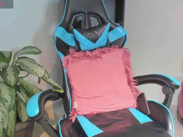 MariaFoxx webcam