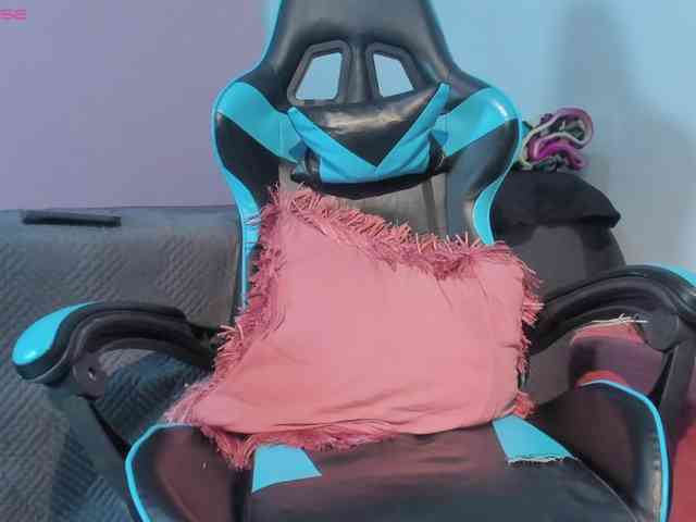 MariaFoxx webcam
