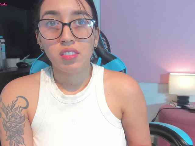 MariaFoxx webcam