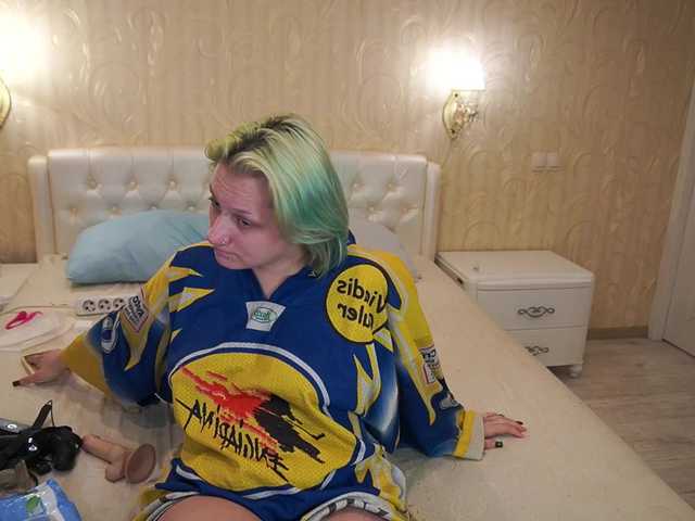 MiaVienne webcam