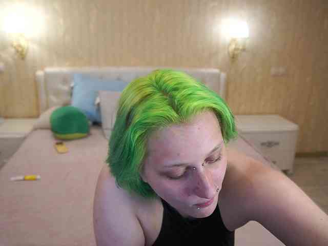 MiaVienne webcam