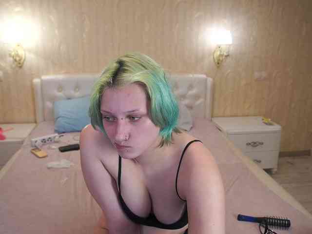 MiaVienne webcam
