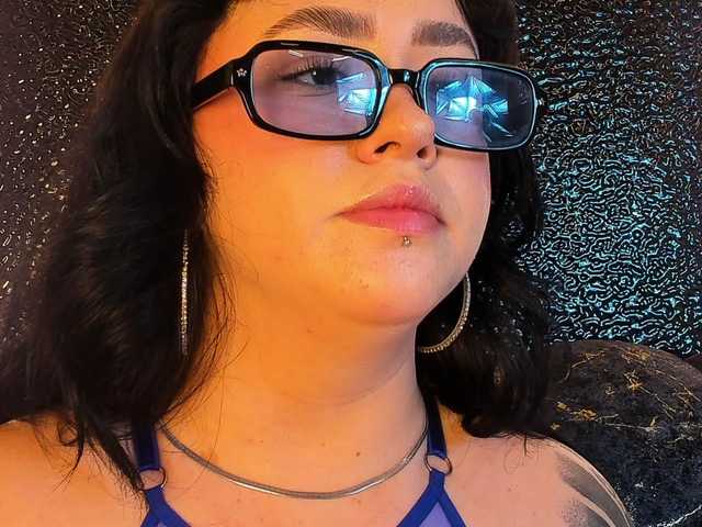 VictoriaRossy live cam on BongaCams
