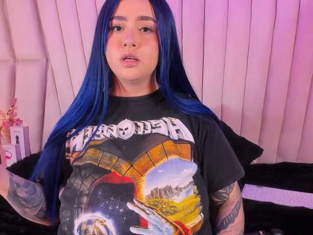 VictoriaRossy live cam on BongaCams