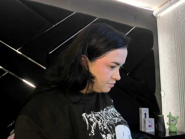 VictoriaRossy live cam preview