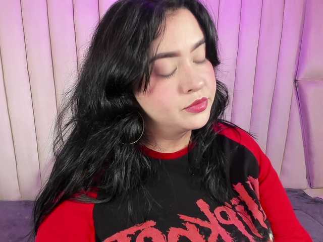 VictoriaRossy live cam on BongaCams