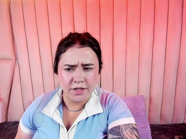 VictoriaRossy live cam on BongaCams