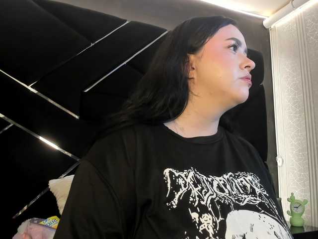 VictoriaRossy live cam preview