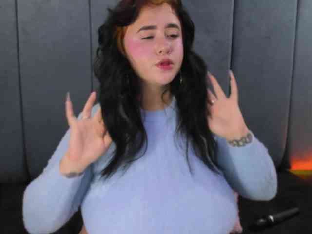 VictoriaRossy webcam