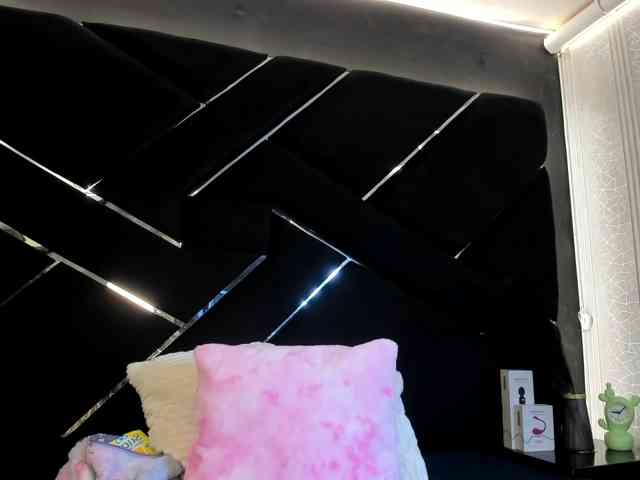 VictoriaRossy webcam