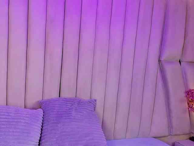 VictoriaRossy webcam