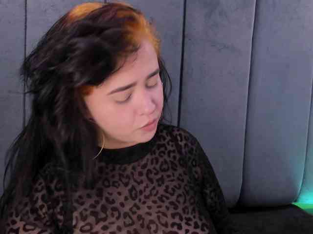 VictoriaRossy webcam