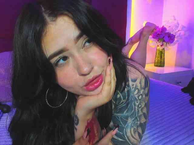 VictoriaRossy webcam