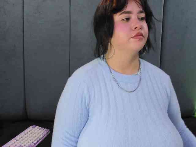 VictoriaRossy webcam