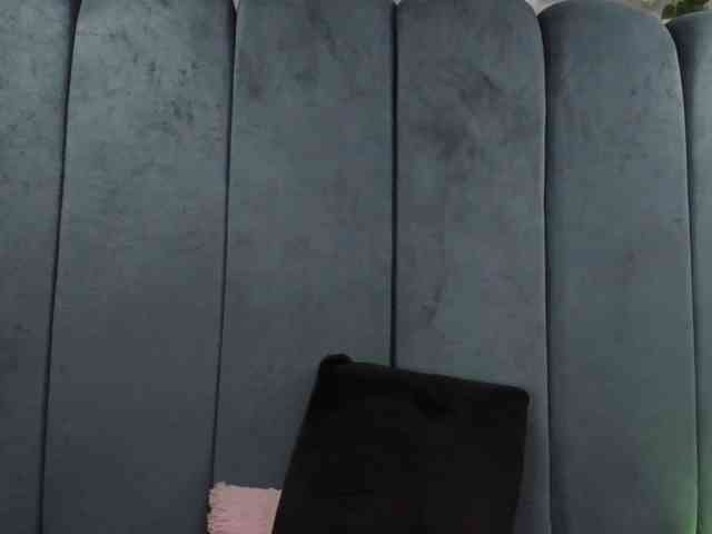 VictoriaRossy webcam