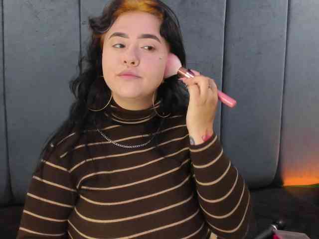 VictoriaRossy webcam