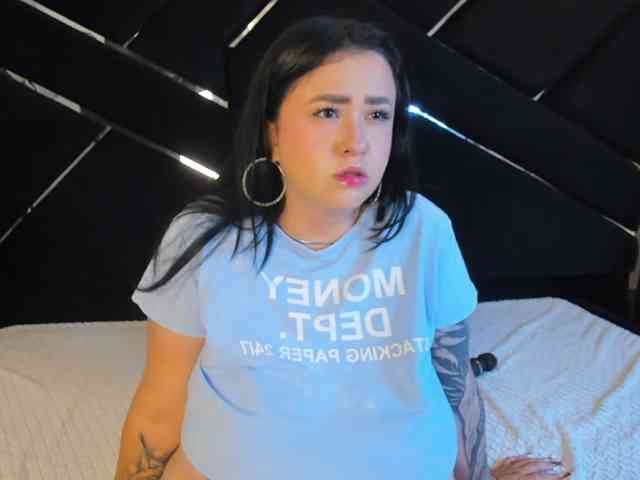 VictoriaRossy webcam