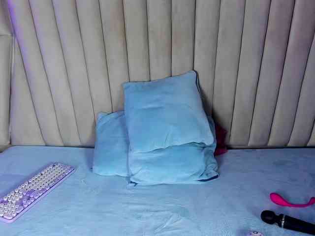 VictoriaRossy webcam