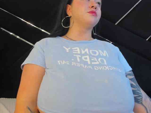 VictoriaRossy webcam