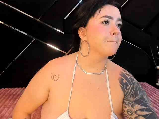 VictoriaRossy webcam