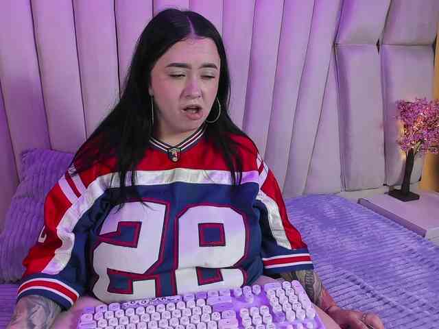 VictoriaRossy webcam