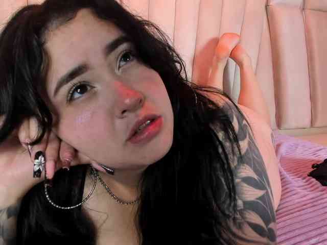 VictoriaRossy webcam