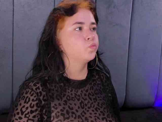 VictoriaRossy webcam