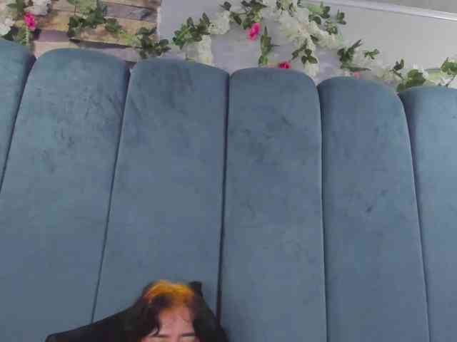 VictoriaRossy webcam