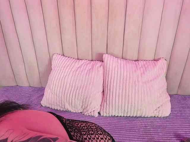 VictoriaRossy webcam