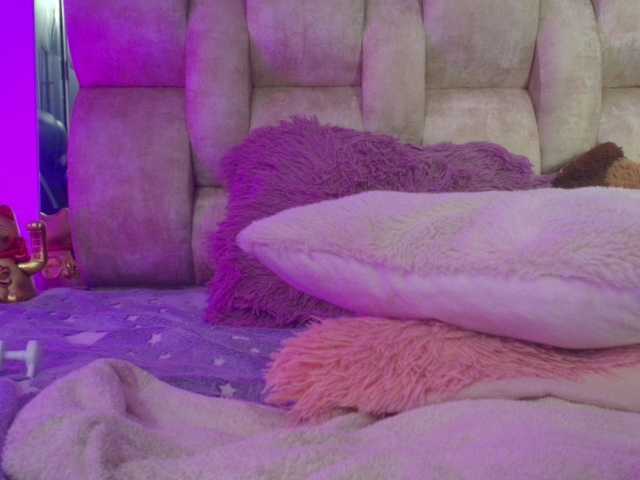 DakotaRobbins's BongaCams show and profile