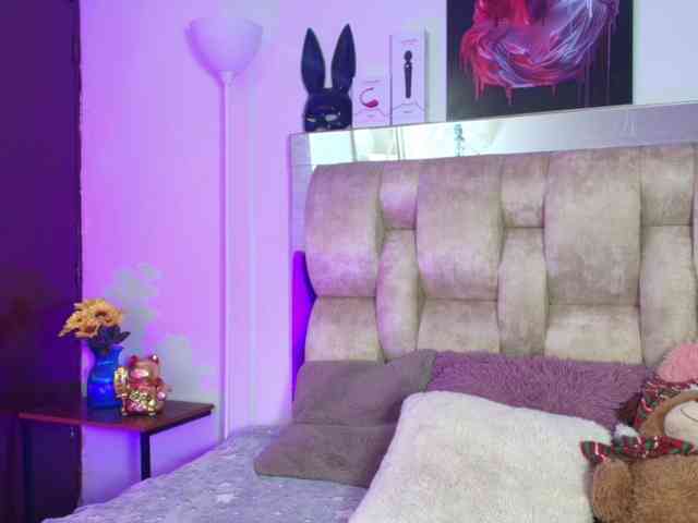 DakotaRobbins webcam