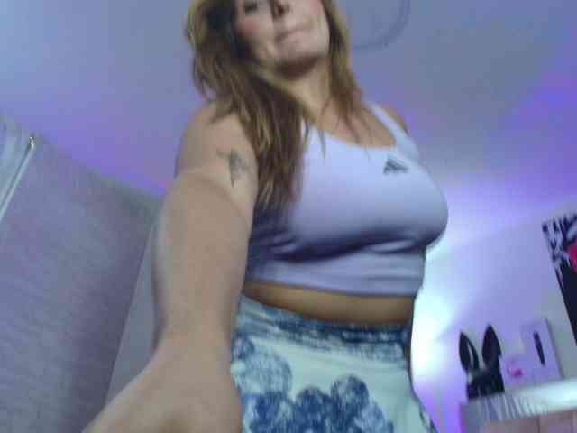 DakotaRobbins webcam