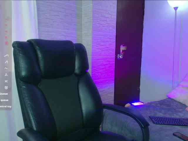 DakotaRobbins webcam