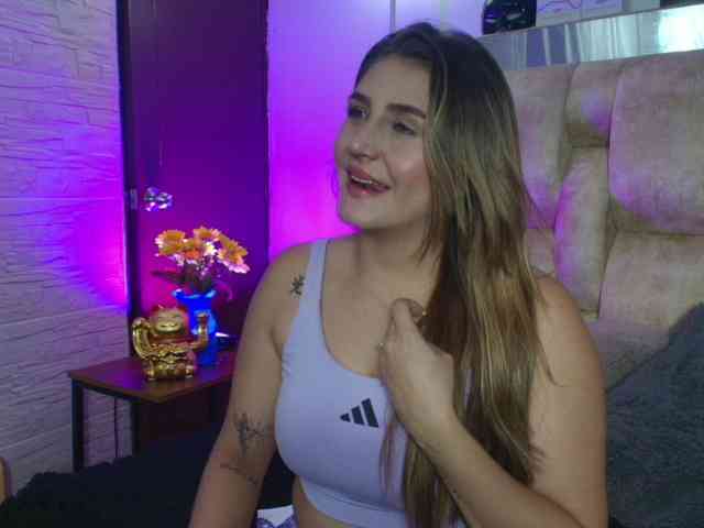 DakotaRobbins webcam