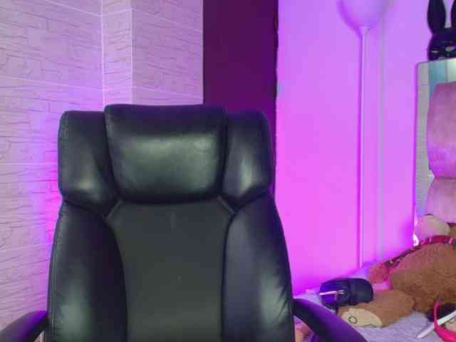 DakotaRobbins webcam