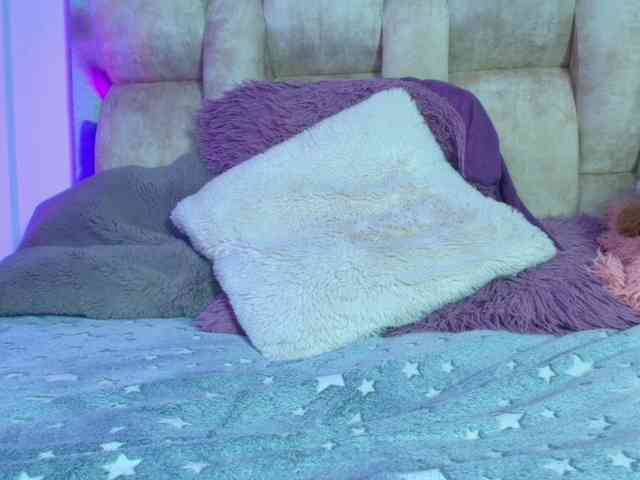 DakotaRobbins webcam