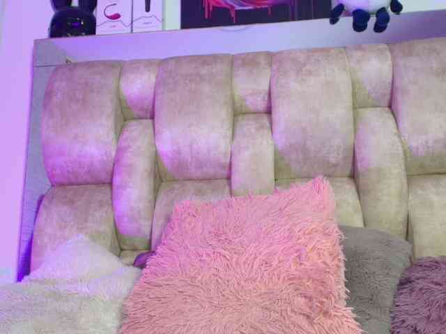 DakotaRobbins webcam