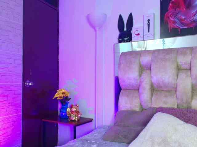 DakotaRobbins webcam