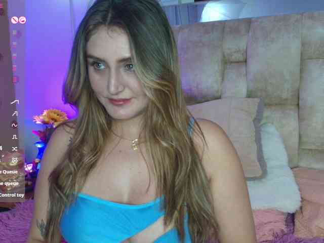 DakotaRobbins webcam