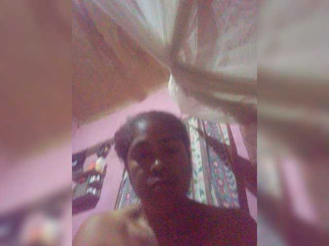 Aiiina live cam