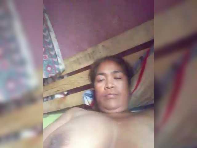 Aiiina live cam on BongaCams