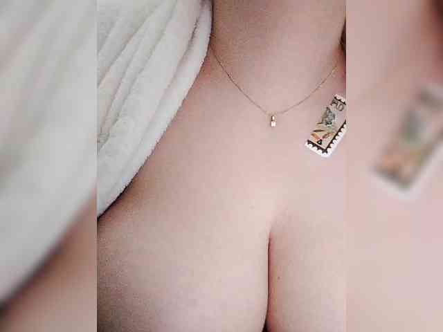 Merry_Kitties webcam