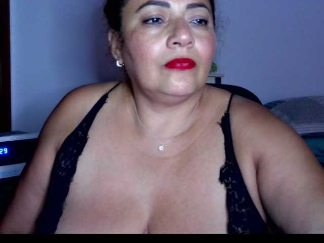 majobarraza live cam on BongaCams
