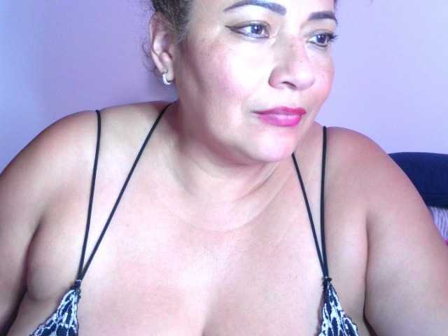 majobarraza live cam on BongaCams