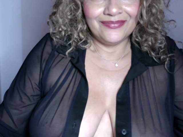 majobarraza live cam on BongaCams