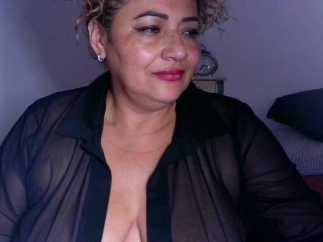 majobarraza live cam on BongaCams