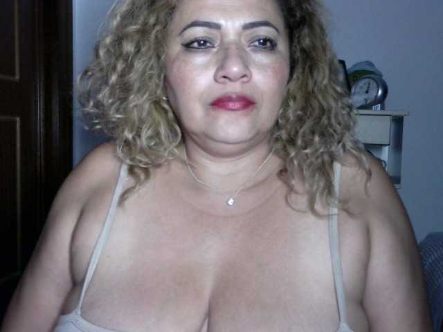 majobarraza live cam on BongaCams