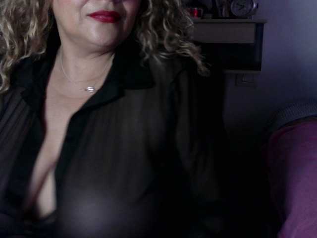 majobarraza live cam on BongaCams