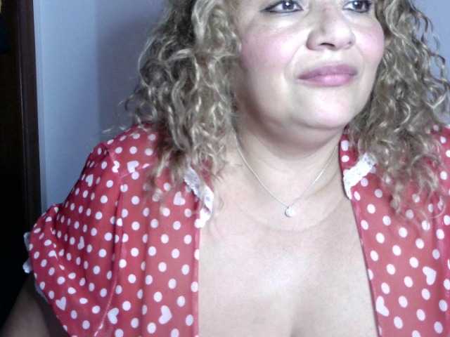 majobarraza live cam on BongaCams